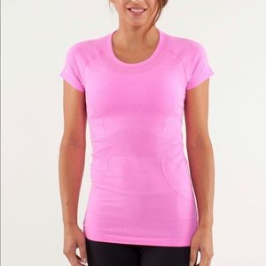 Lululemon pink short sleeve top